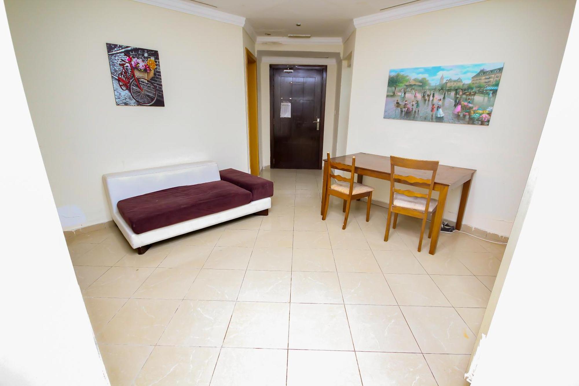 Budget Rooms With Private Bathroom For 'Girls' Only In Dubai, Marina Esterno foto